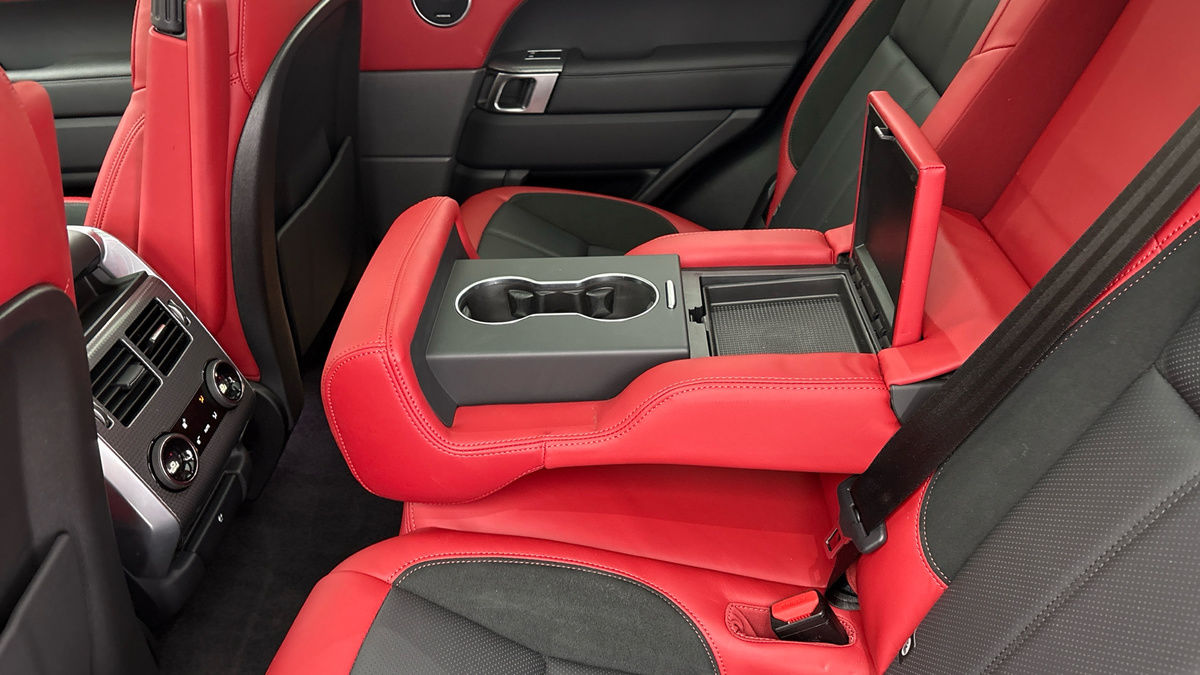 Land Rover Range Rover Sport Image 9