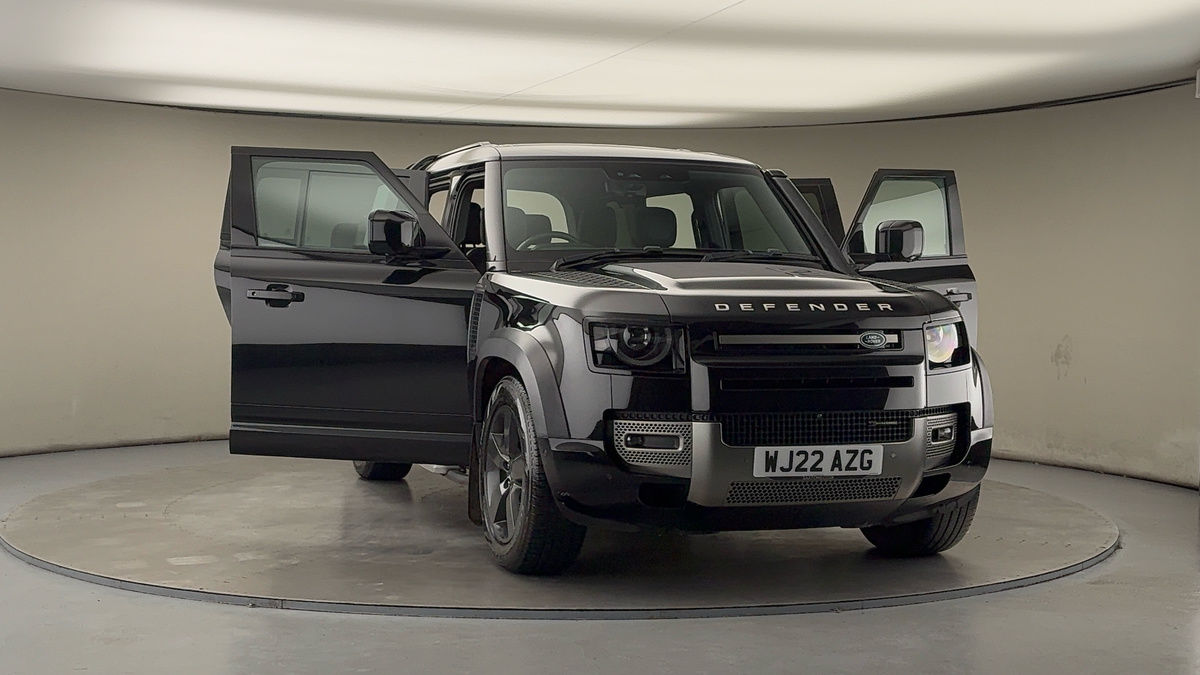 More views of Land Rover Defender 110