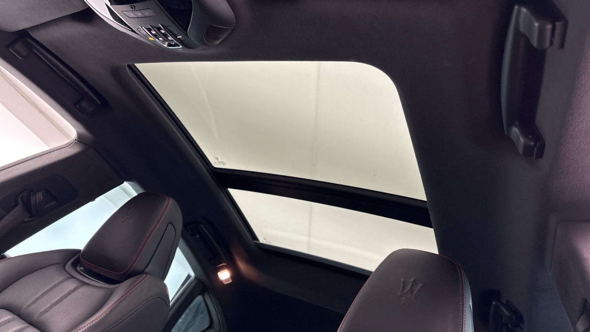 Maserati Levante Image 6