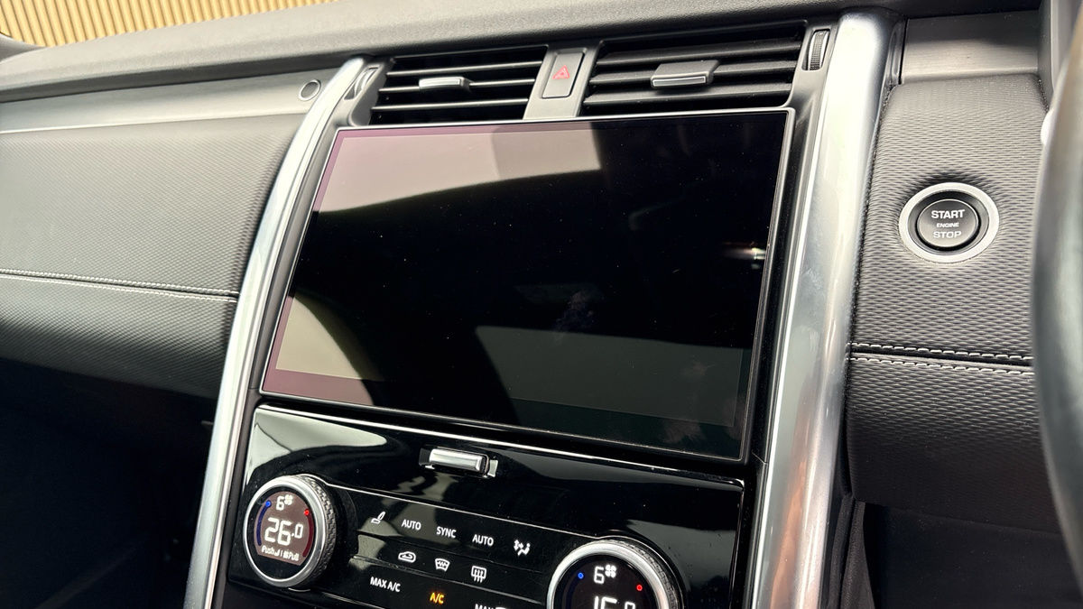 Land Rover Discovery Image 17