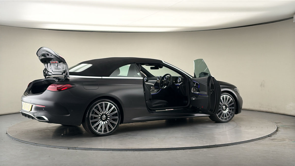 More views of Mercedes-Benz CLE