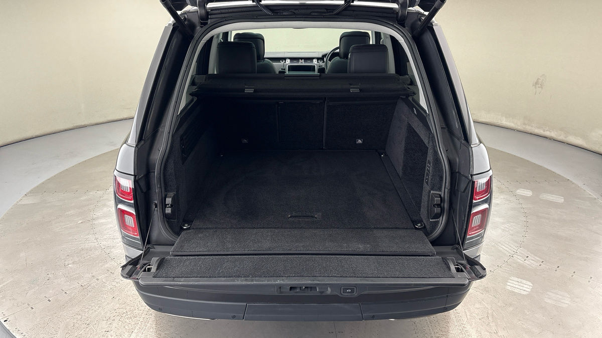 Land Rover Range Rover Image 11