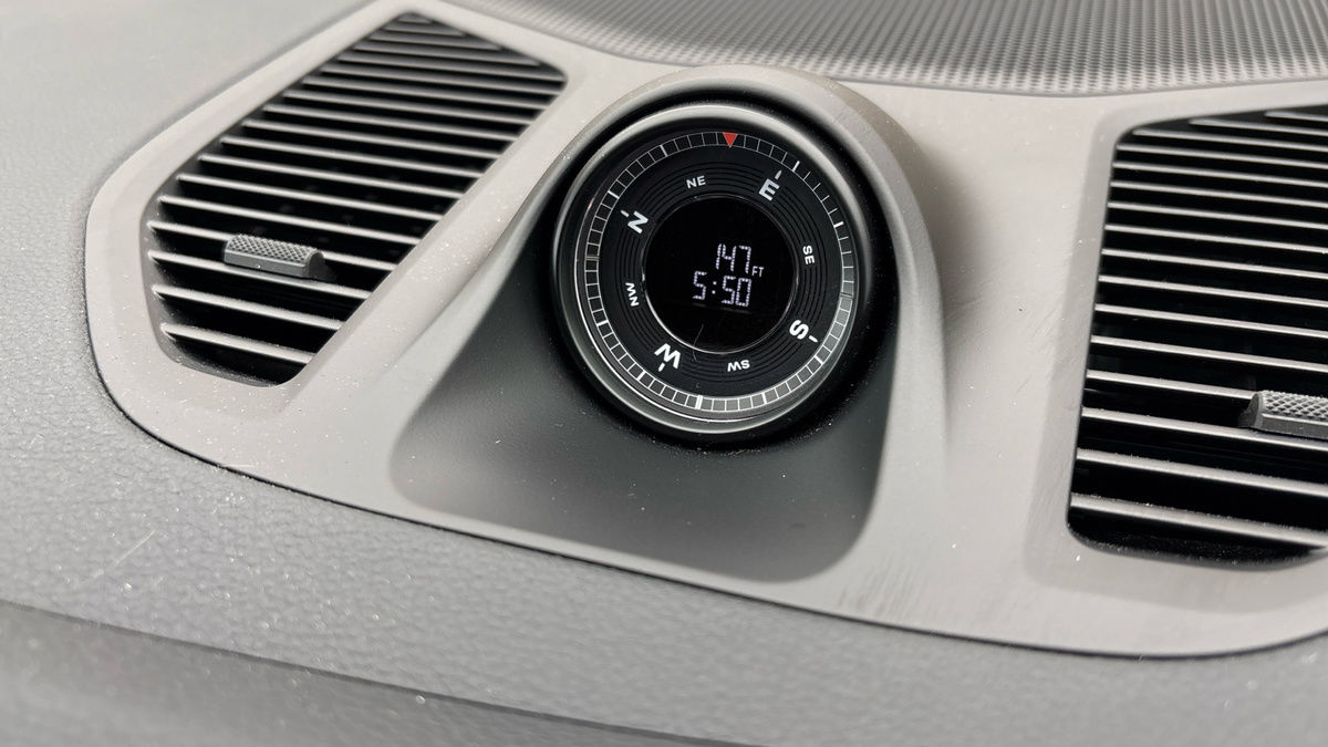 Porsche Cayenne Image 25