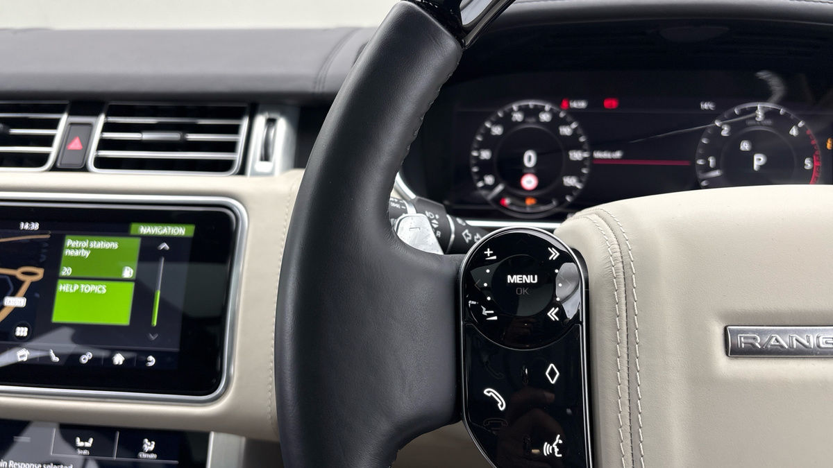 Land Rover Range Rover Image 13