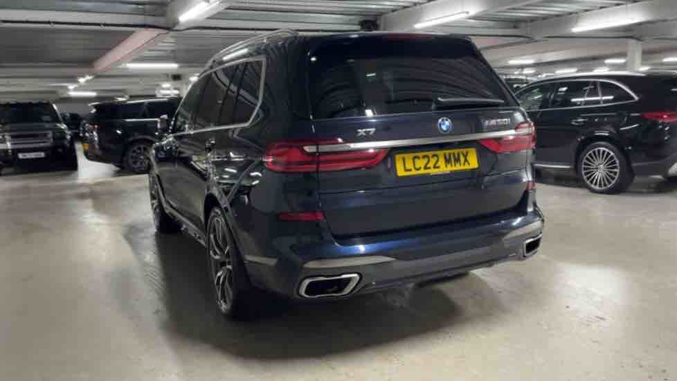 More views of BMW X7