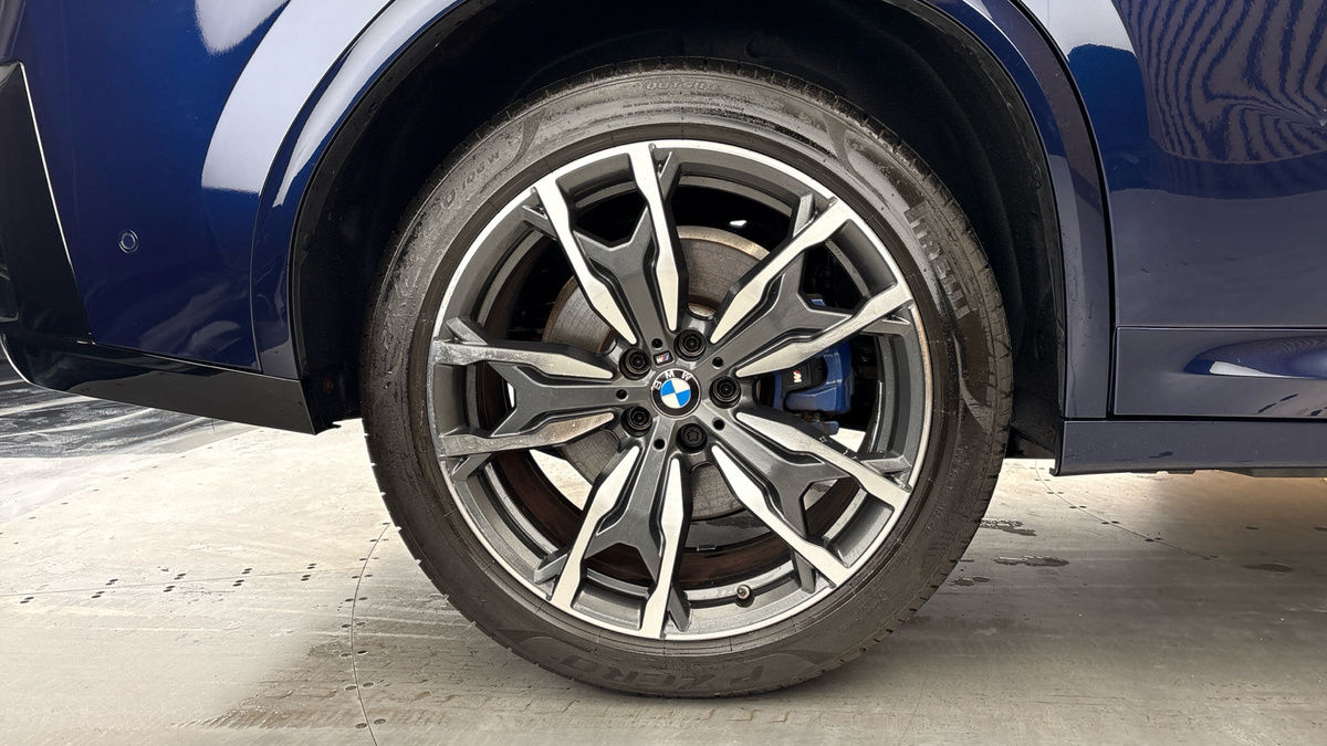 More views of BMW X4
