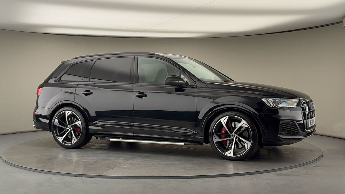 More views of Audi SQ7