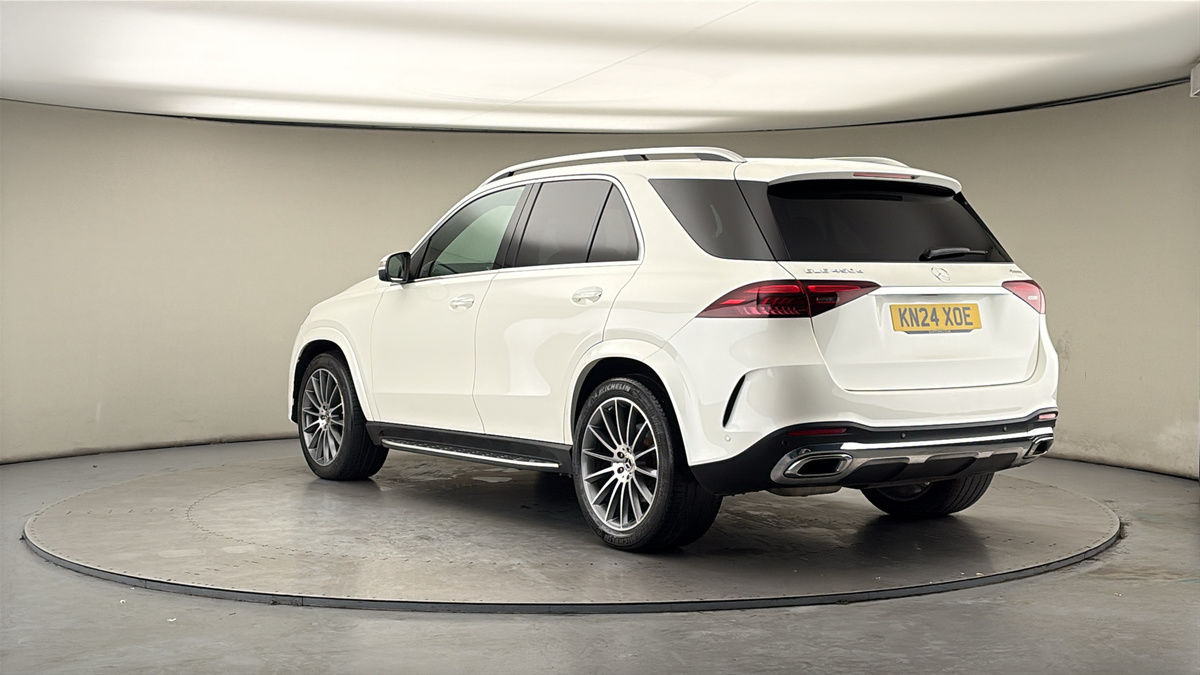 Mercedes-Benz GLE Image 2