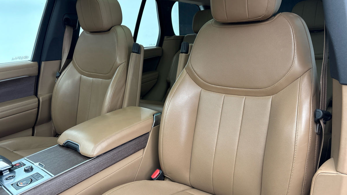 Land Rover Range Rover Image 7