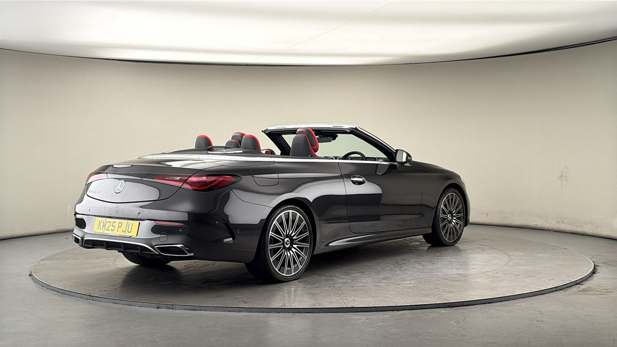 Mercedes-Benz CLE Image 21