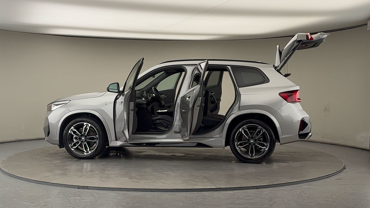 More views of BMW X1