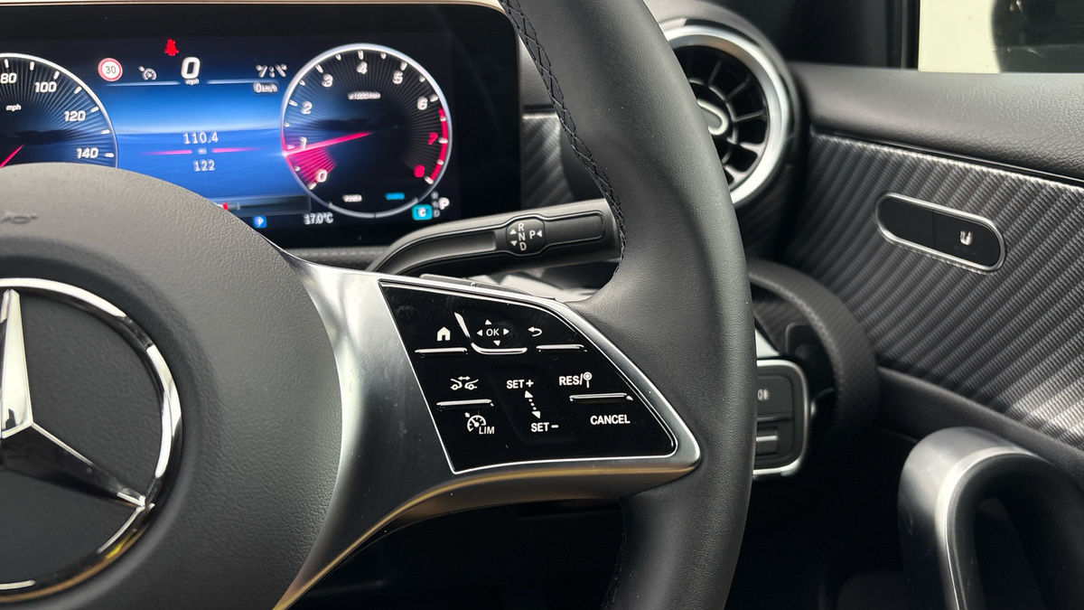 Mercedes-Benz A Class Image 14