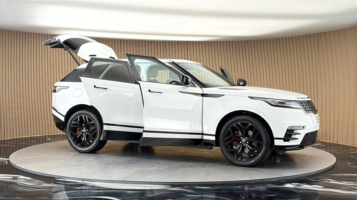 More views of Land Rover Range Rover Velar