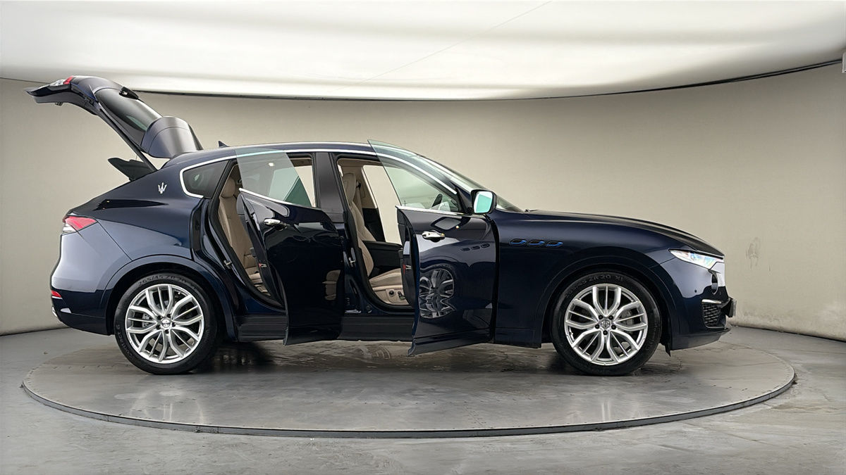 More views of Maserati Levante