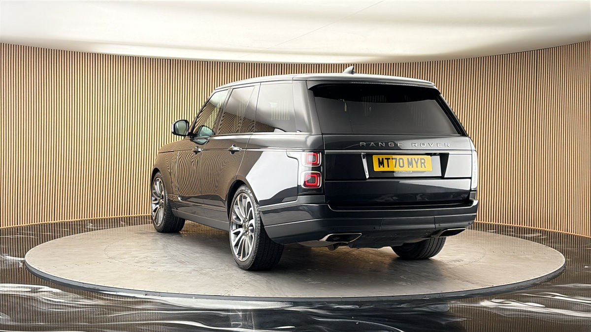 More views of Land Rover Range Rover