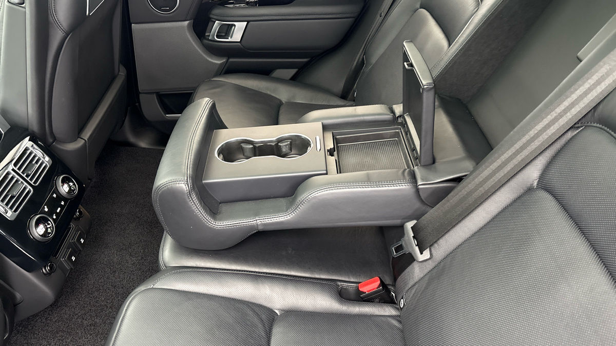 Land Rover Range Rover Image 9