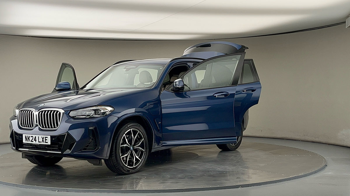 More views of BMW X3