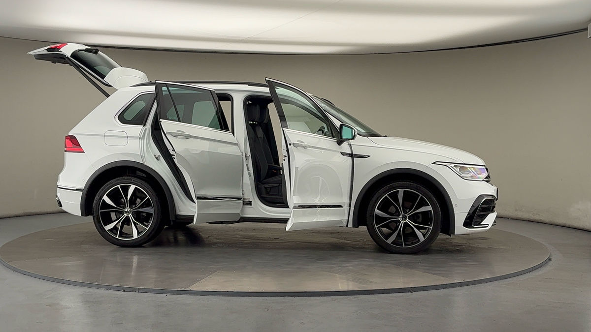 More views of Volkswagen Tiguan