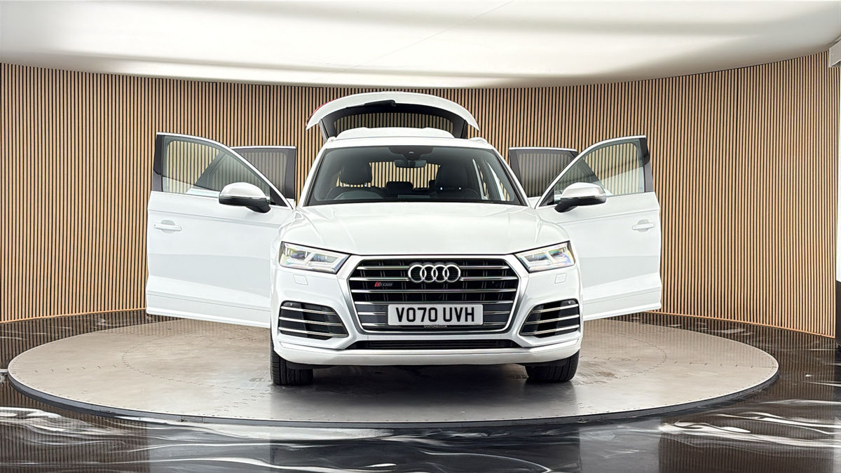 More views of Audi SQ5