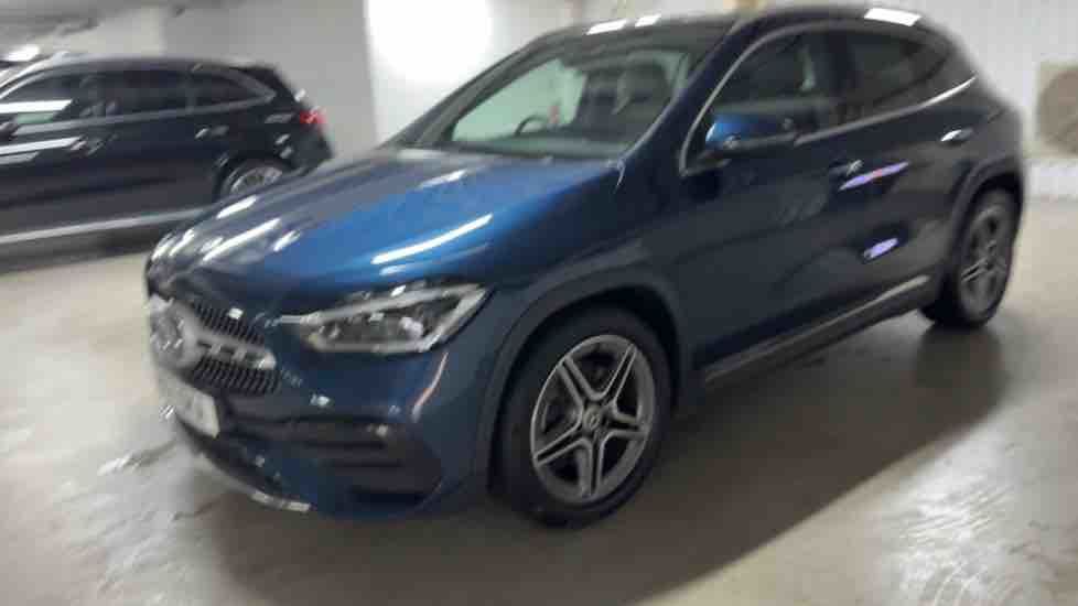 More views of Mercedes-Benz GLA