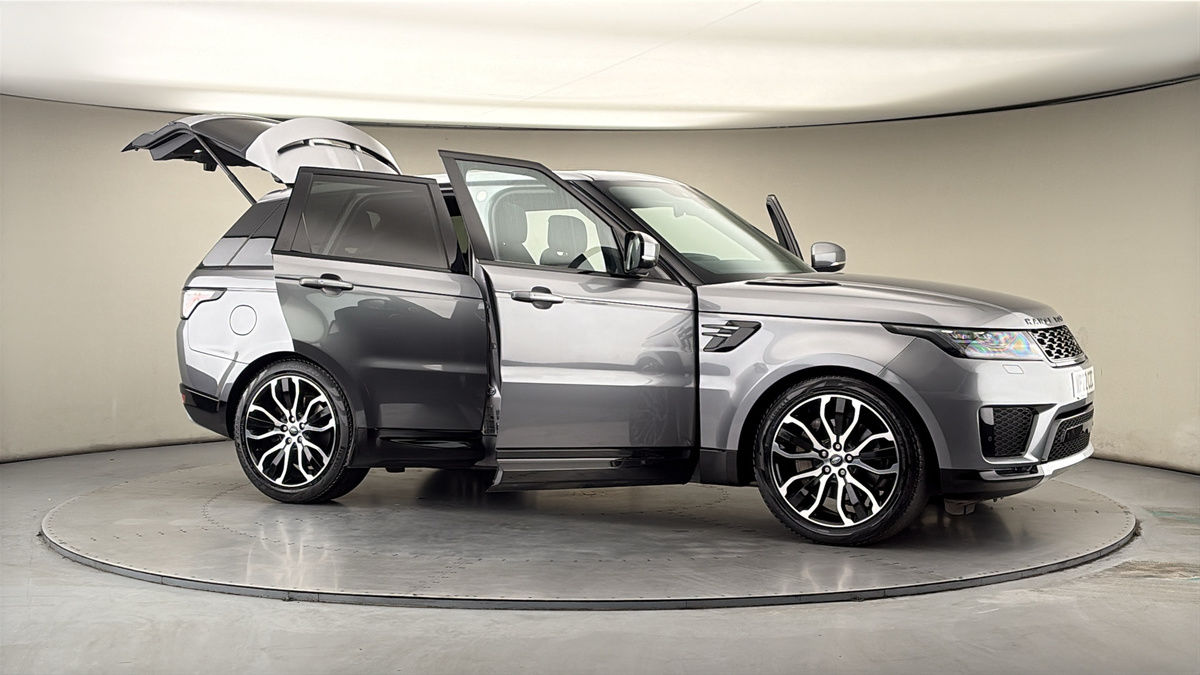 More views of Land Rover Range Rover Sport