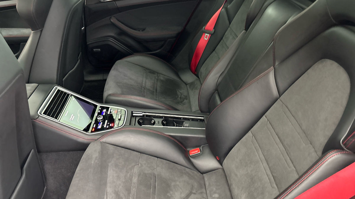 Porsche Panamera Image 39