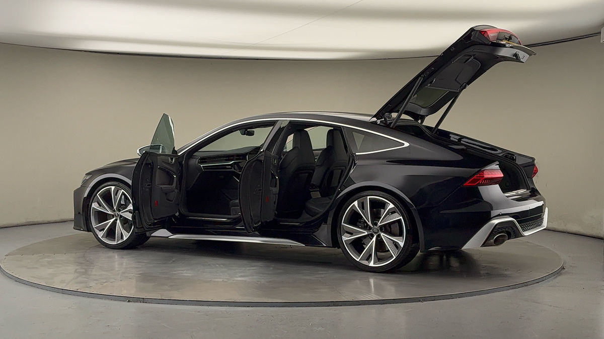 More views of Audi RS7