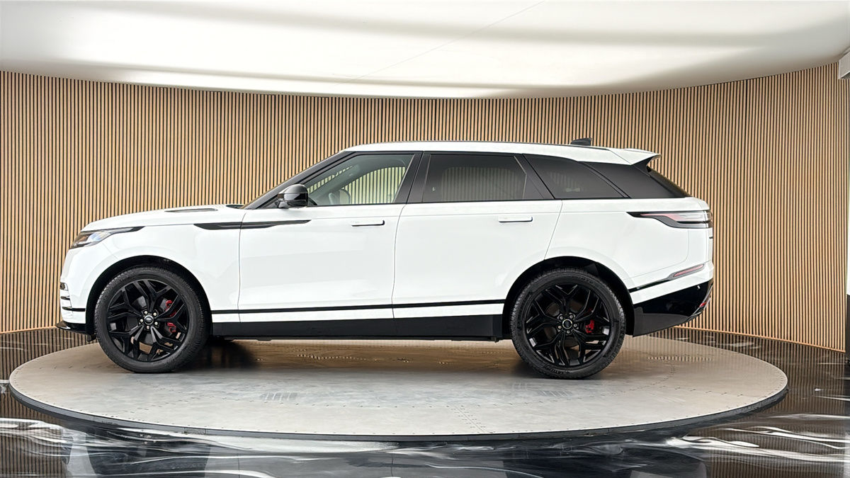 More views of Land Rover Range Rover Velar
