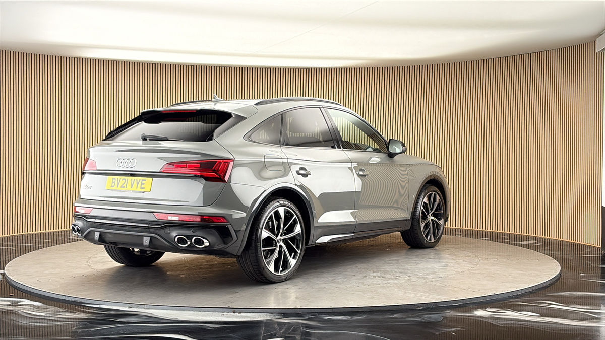 More views of Audi SQ5