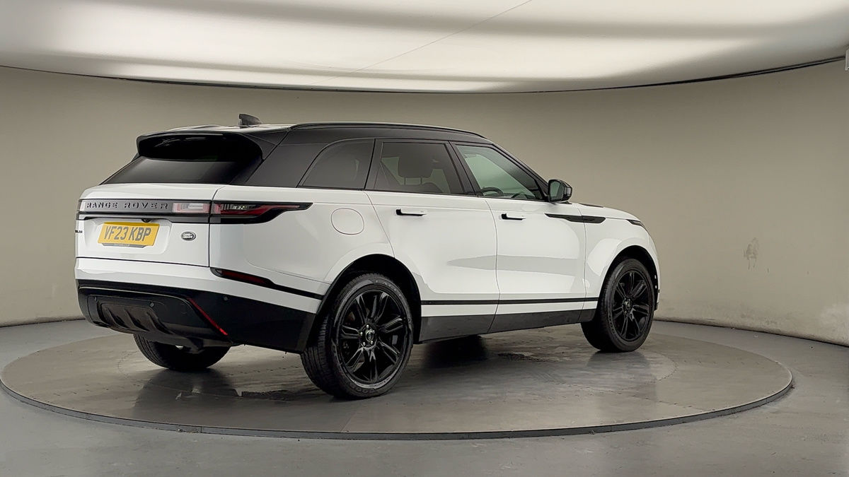 Land Rover Range Rover Velar Image 21