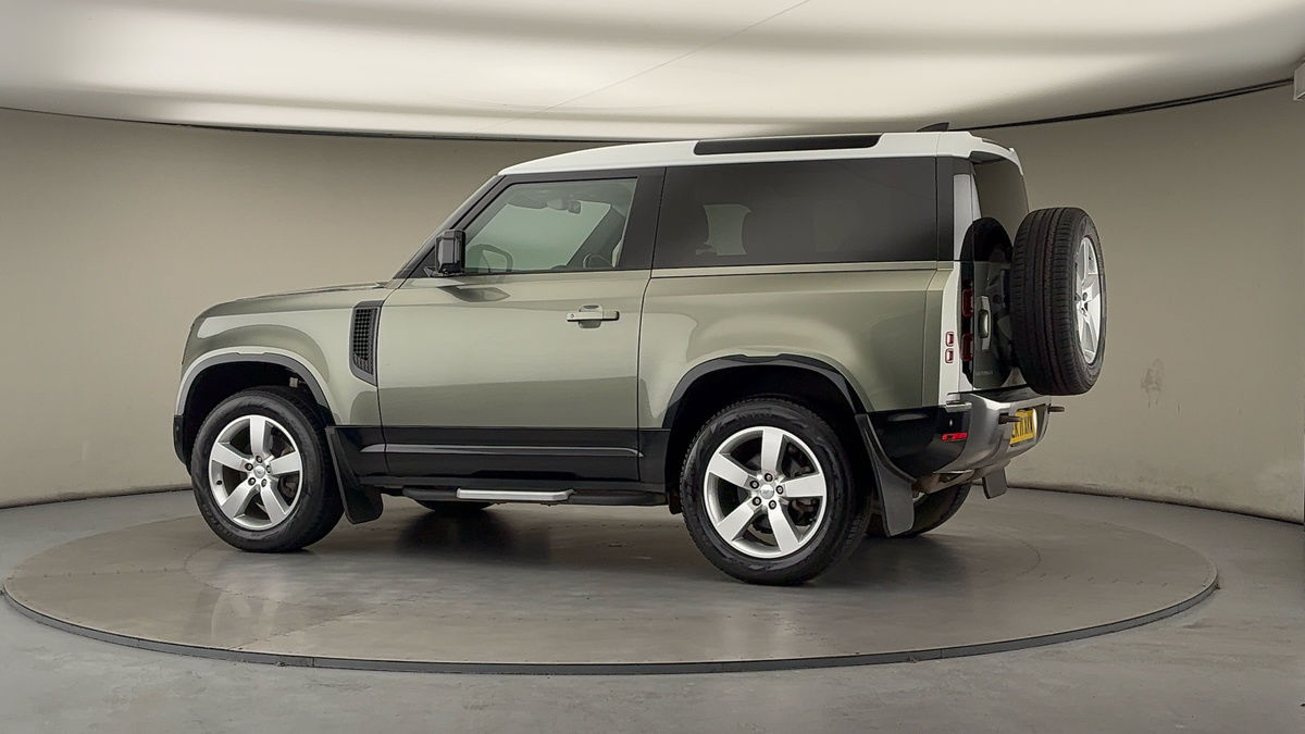 More views of Land Rover Defender 90