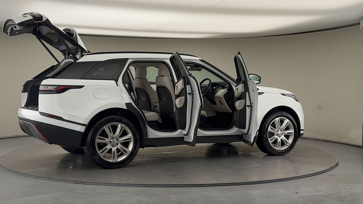 More views of Land Rover Range Rover Velar