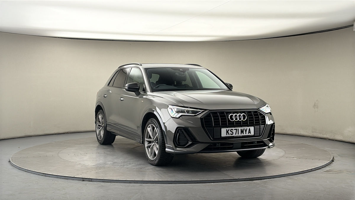 More views of Audi Q3