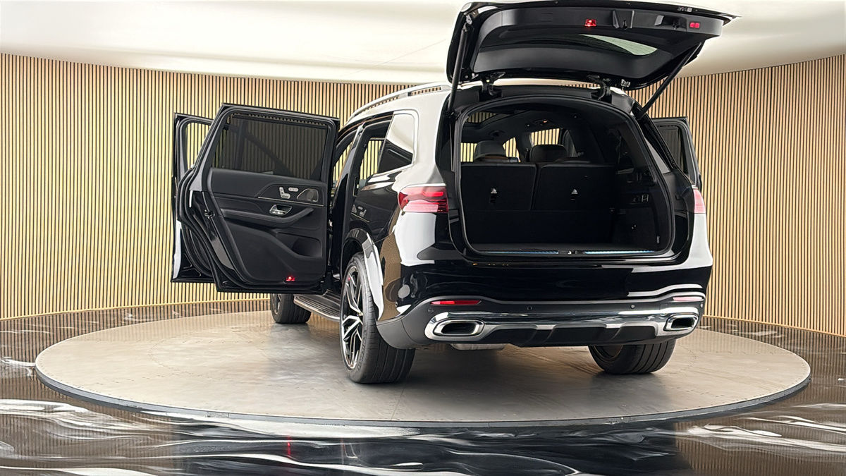 More views of Mercedes-Benz GLS