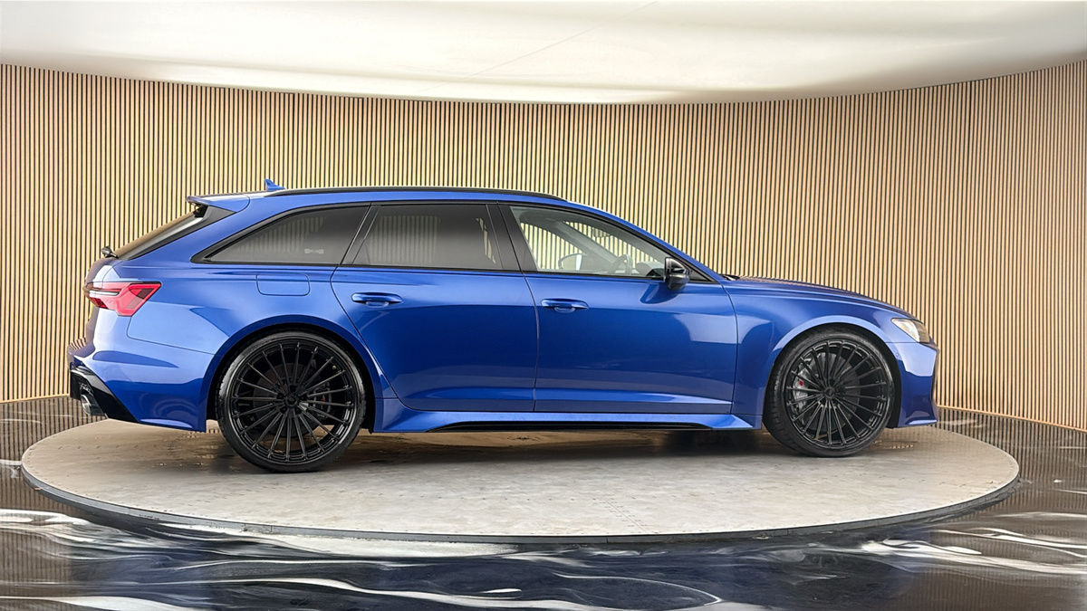 More views of Audi RS6 Avant