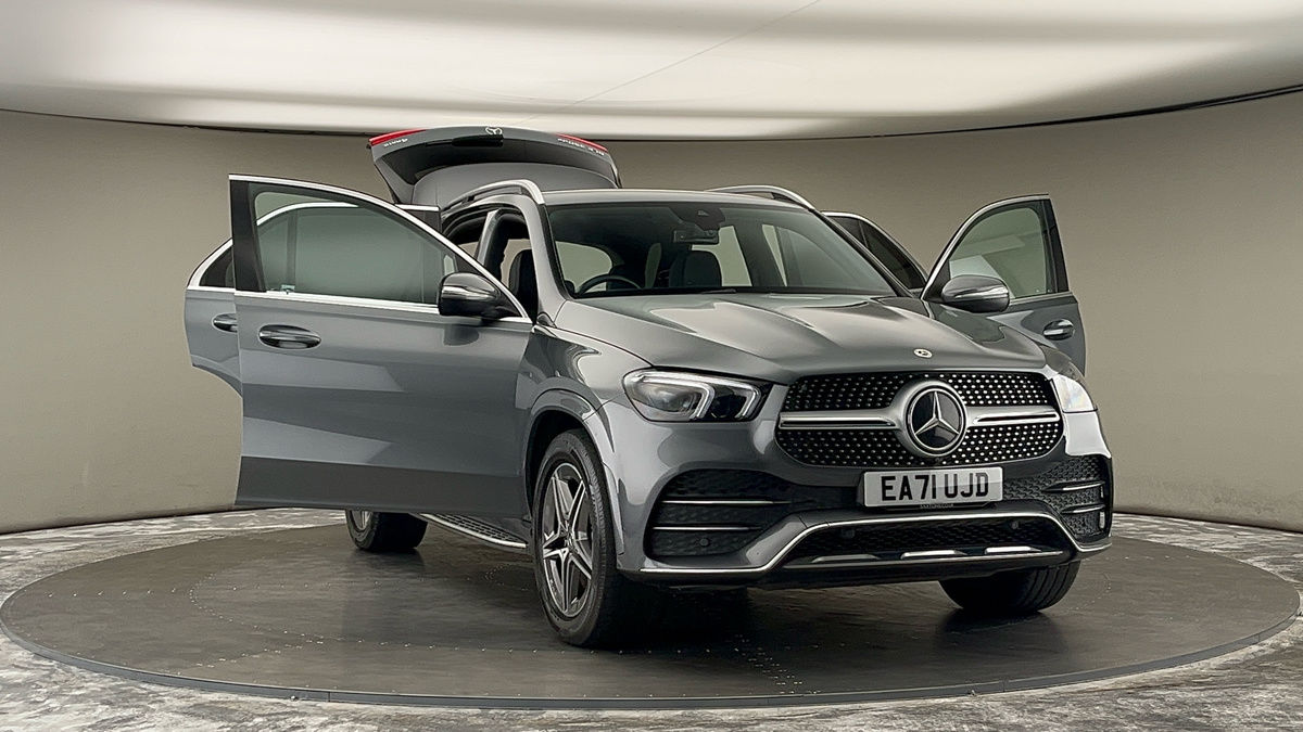 More views of Mercedes-Benz GLE