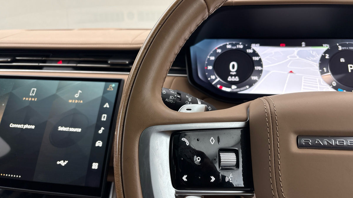 Land Rover Range Rover Image 13