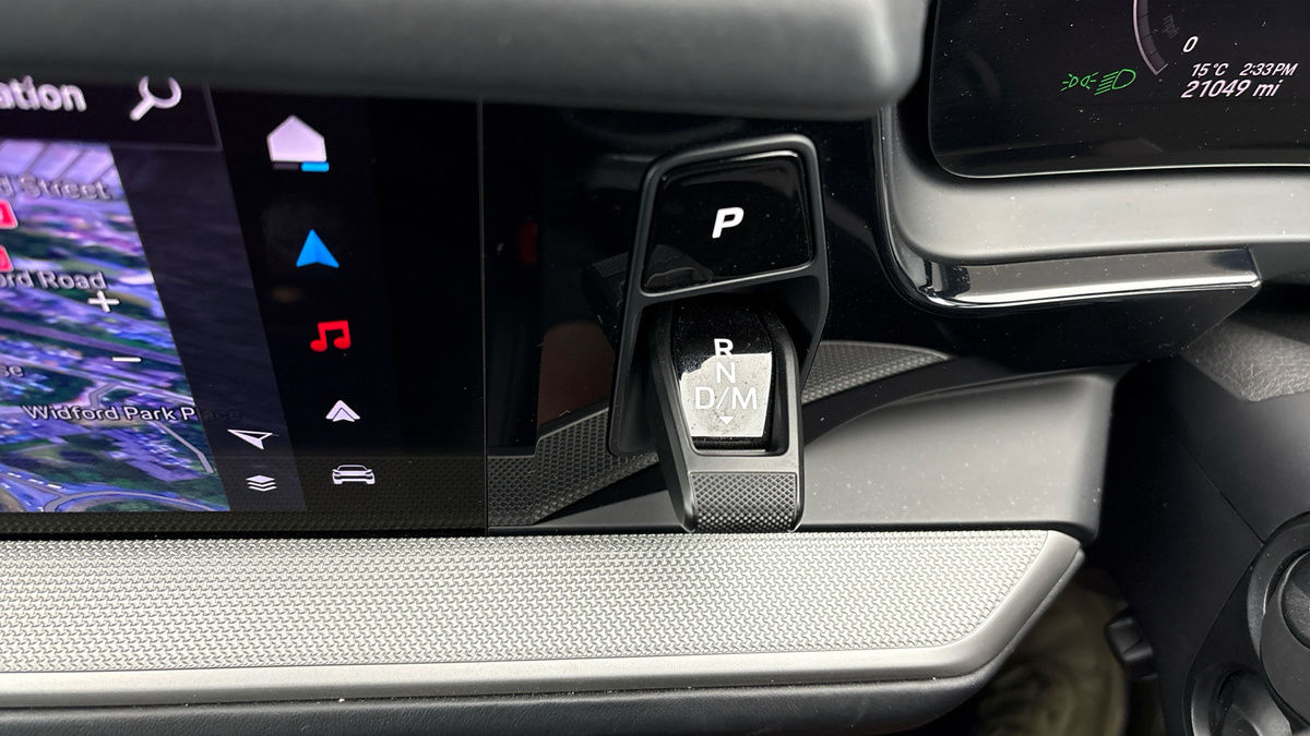 Porsche Cayenne Image 31