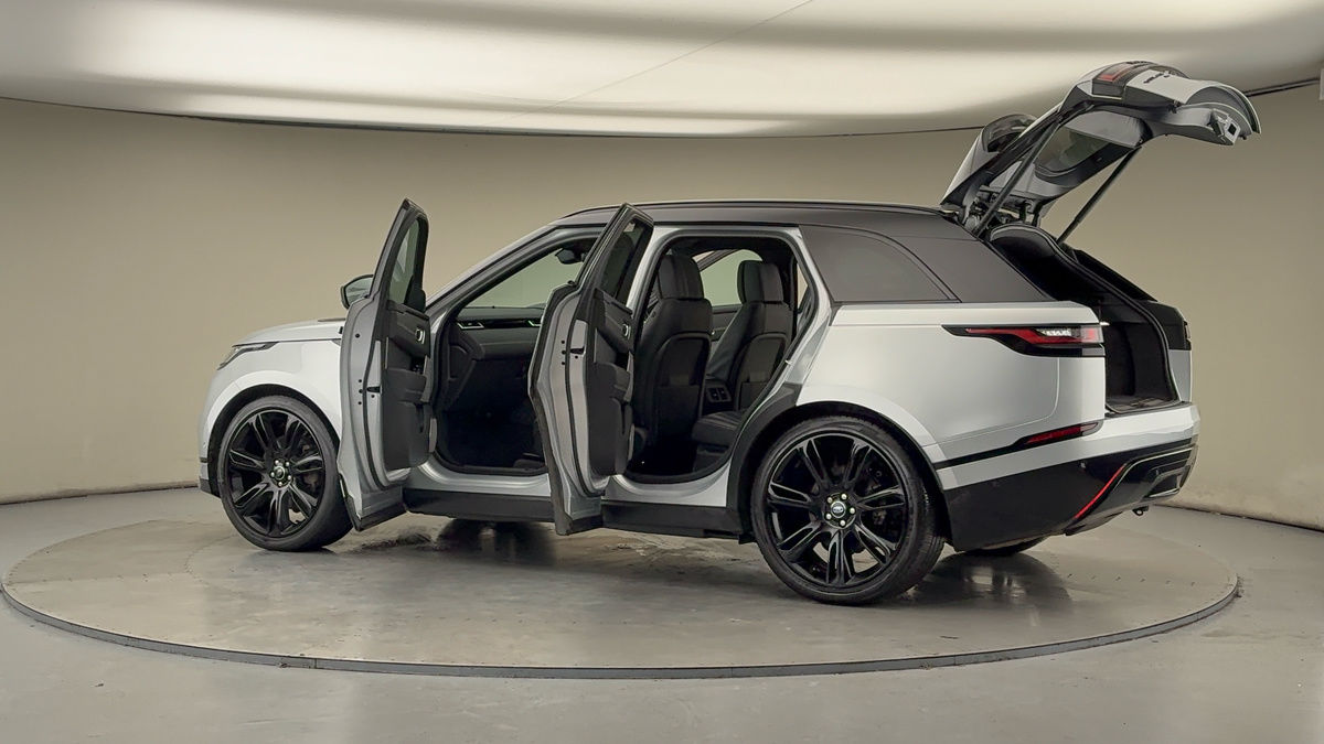 More views of Land Rover Range Rover Velar