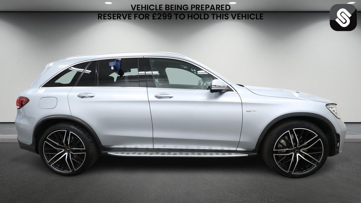 Mercedes-Benz GLC Image 5