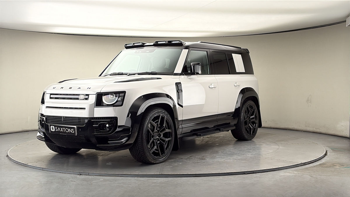 More views of Land Rover Defender 110