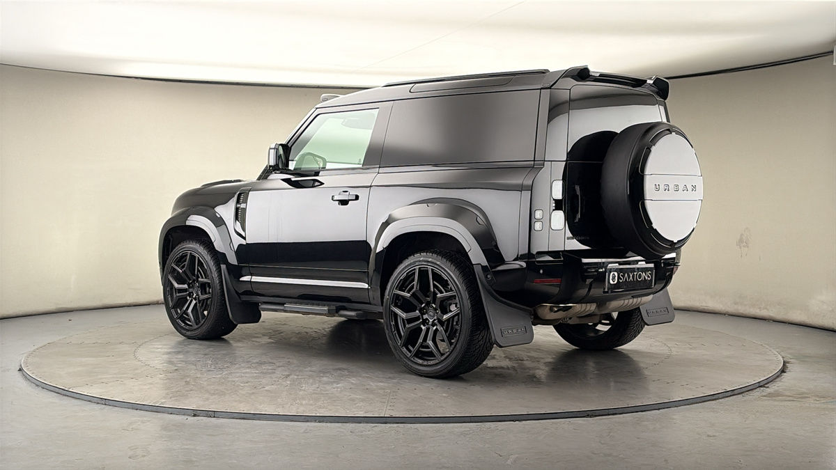 More views of Land Rover Defender 90