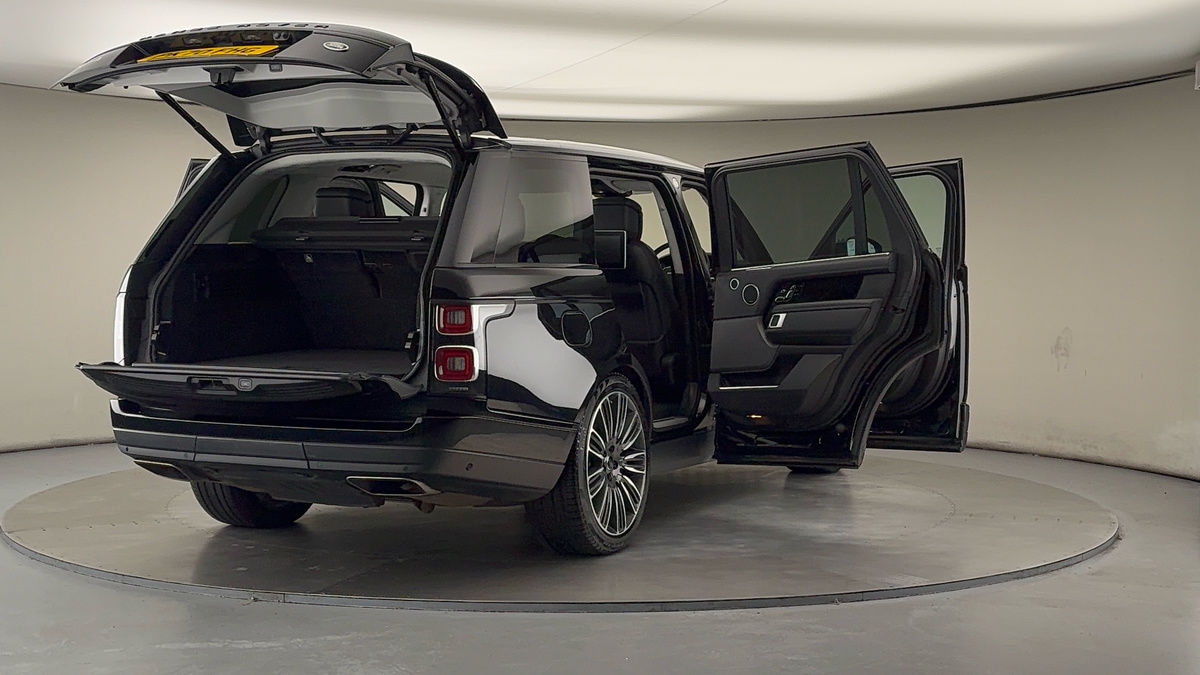 More views of Land Rover Range Rover