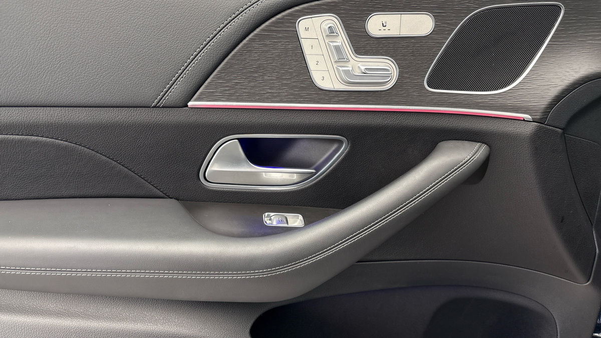 Mercedes-Benz GLE Image 19