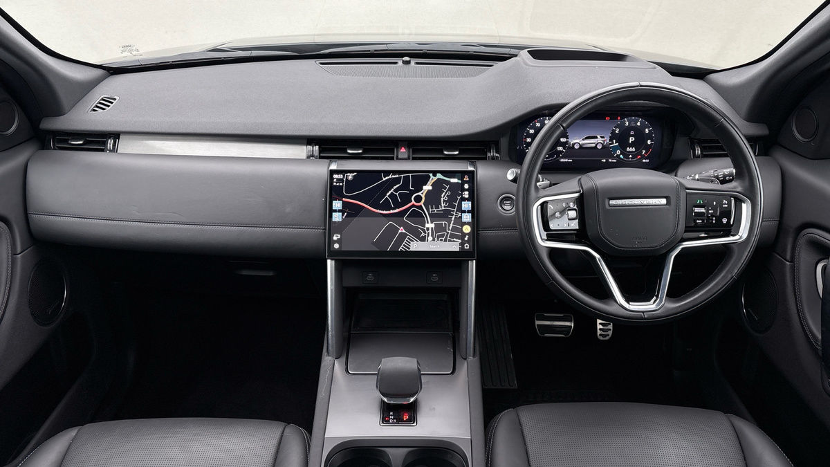 Land Rover Discovery Sport Image 12