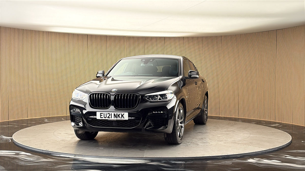 More views of BMW X4