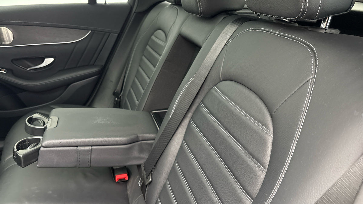 Mercedes-Benz GLC Image 9