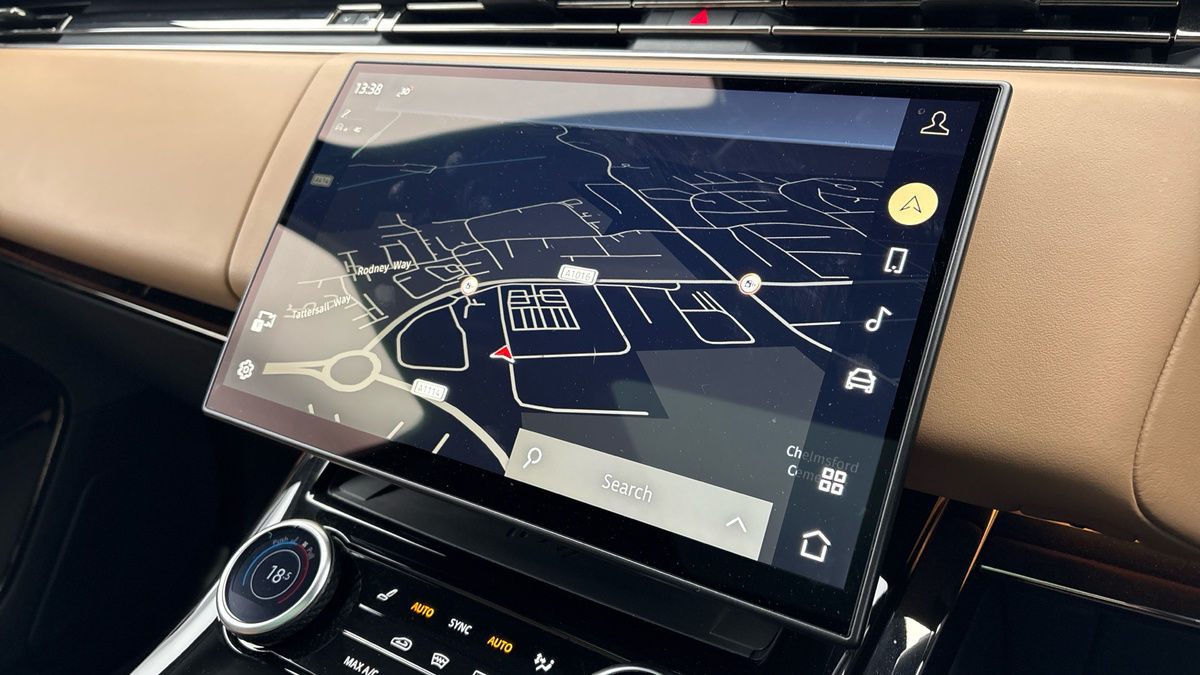 Land Rover Range Rover Sport Image 17