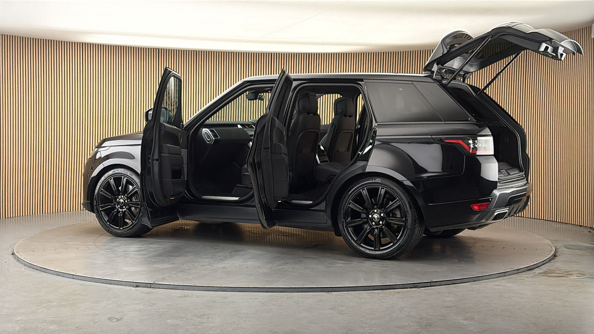 More views of Land Rover Range Rover Sport
