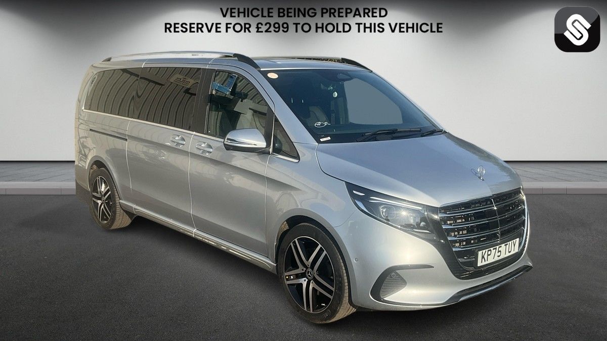 Mercedes-Benz V Class Sticky Header Image